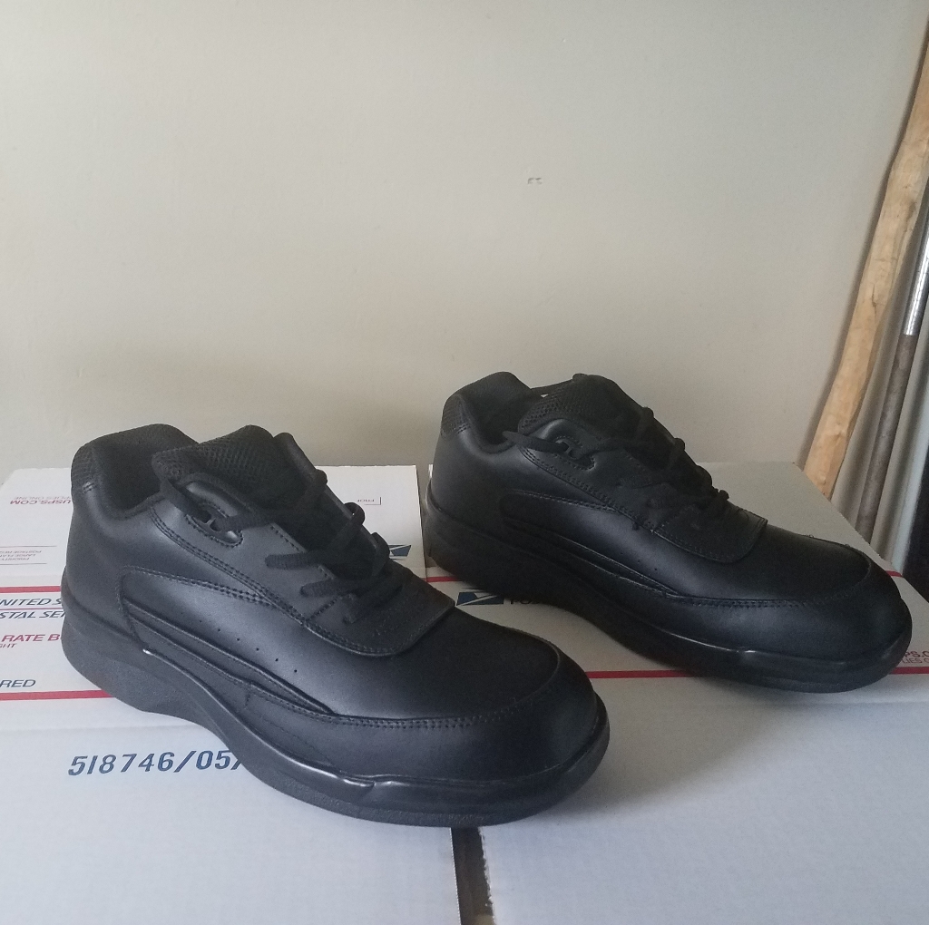 Apex Ambulator G7000m Size 10 Wide Men's Athletic Shoe